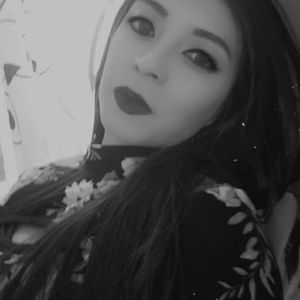 Meet your Posher, Angeles